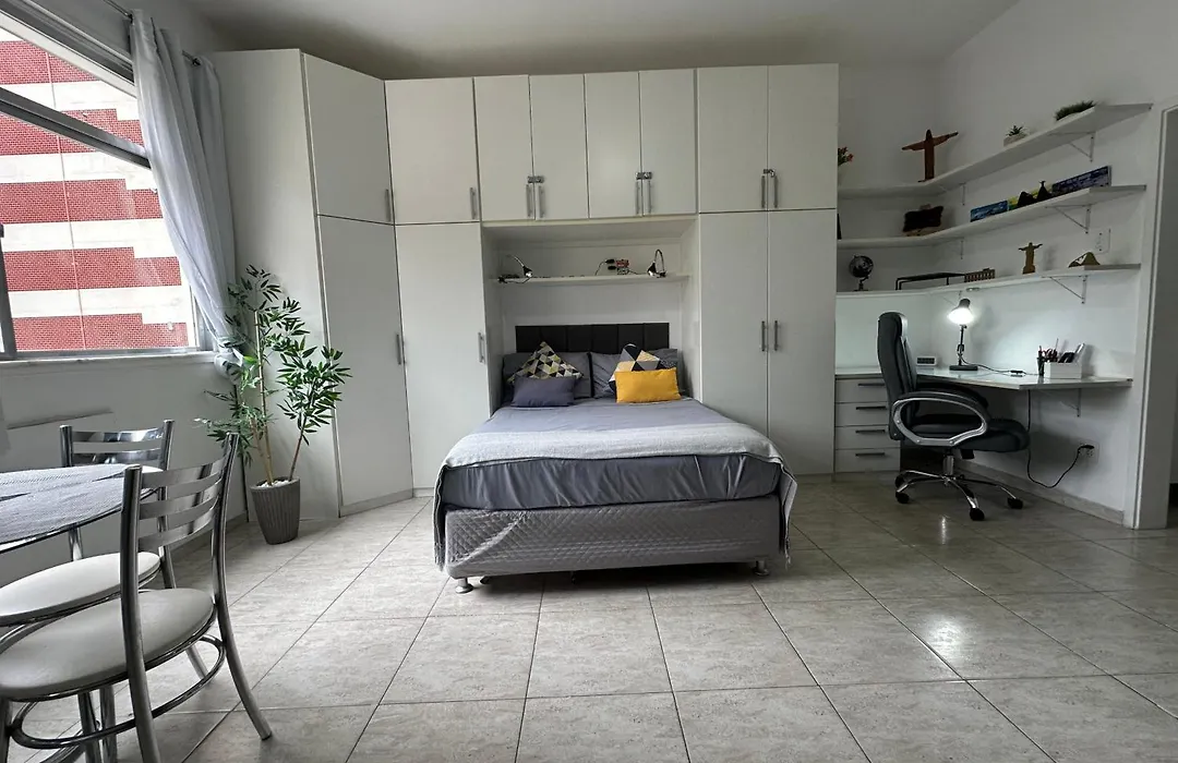 Cariocahome64 Apartamento inteiro em Copacabana com vista para o Cristo-1